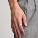 Edge Ring Polished Silver / Pyramid